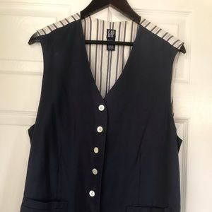 Gap vest